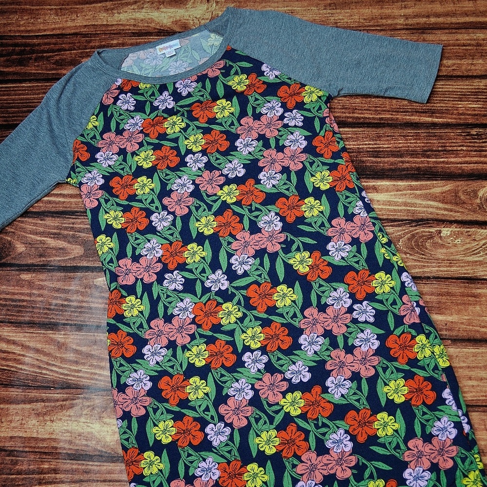 LuLaRoe Julia, Size Medium